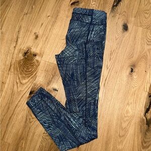 Under Armour warm Blue Patterned Leggings